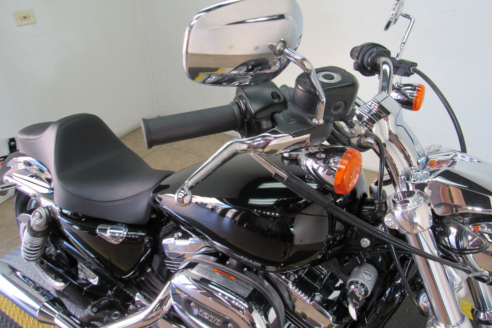 2017 Harley-Davidson 1200 Custom in Temecula, California - Photo 22
