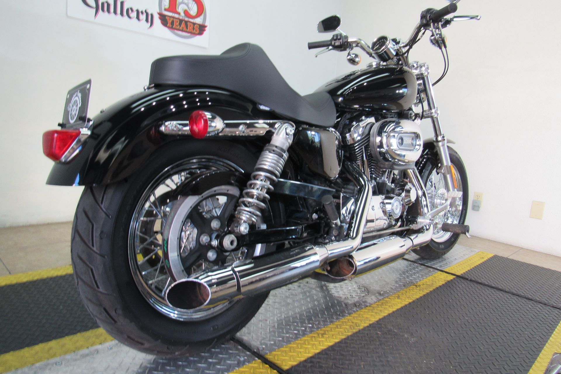 2017 Harley-Davidson 1200 Custom in Temecula, California - Photo 32