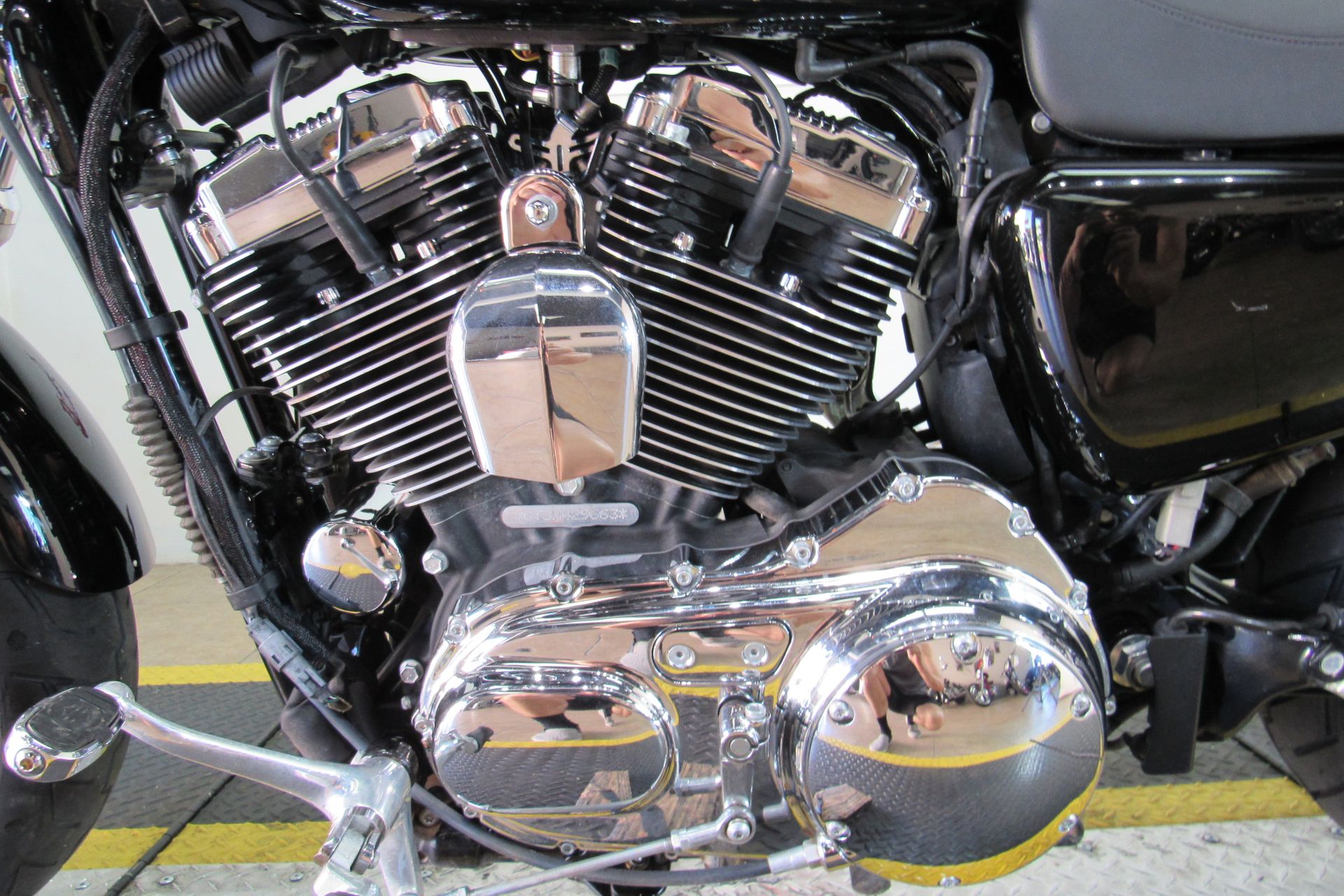 2017 Harley-Davidson 1200 Custom in Temecula, California - Photo 14