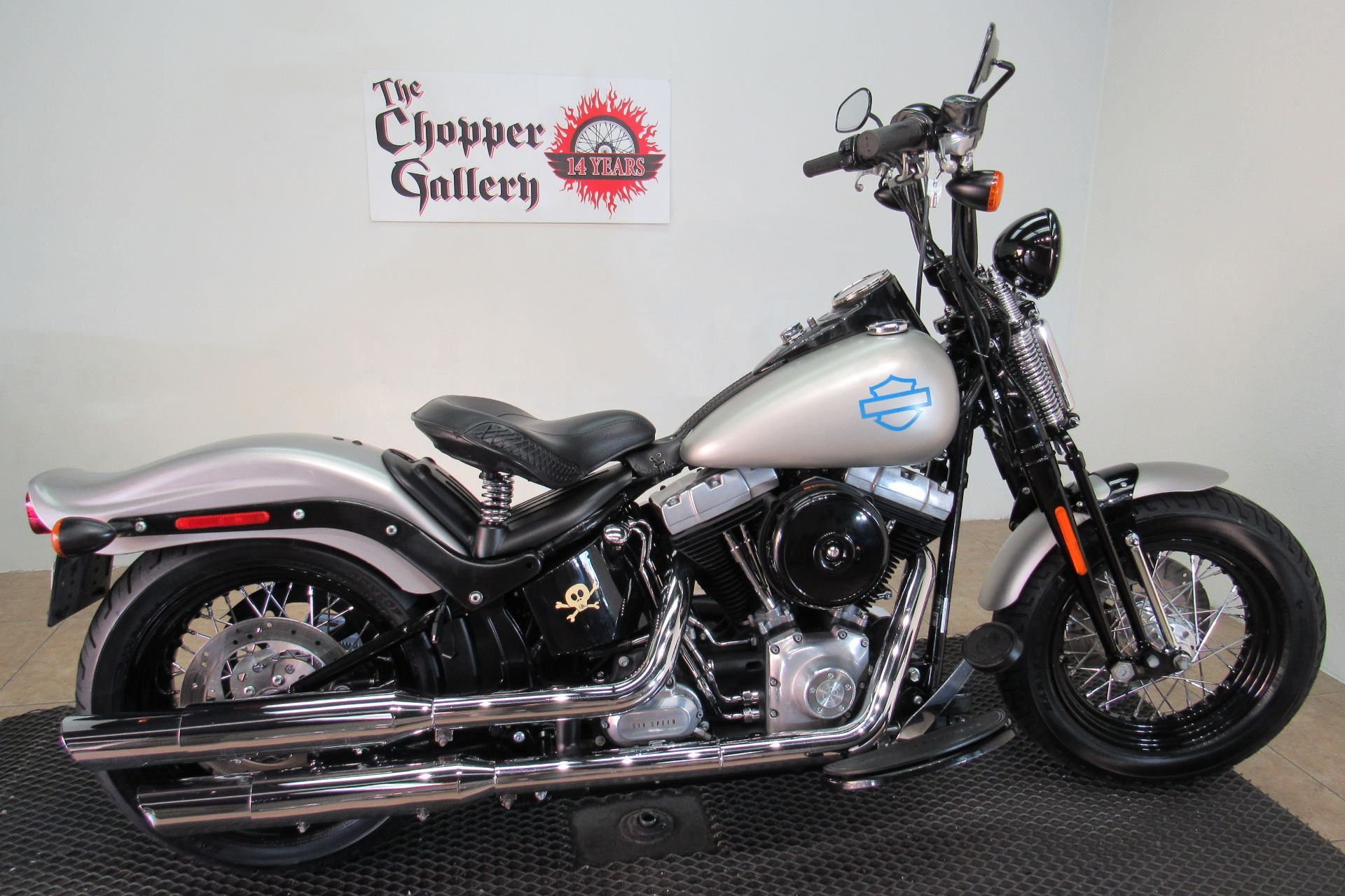 2009 Harley-Davidson Softail® Cross Bones™ in Temecula, California - Photo 5