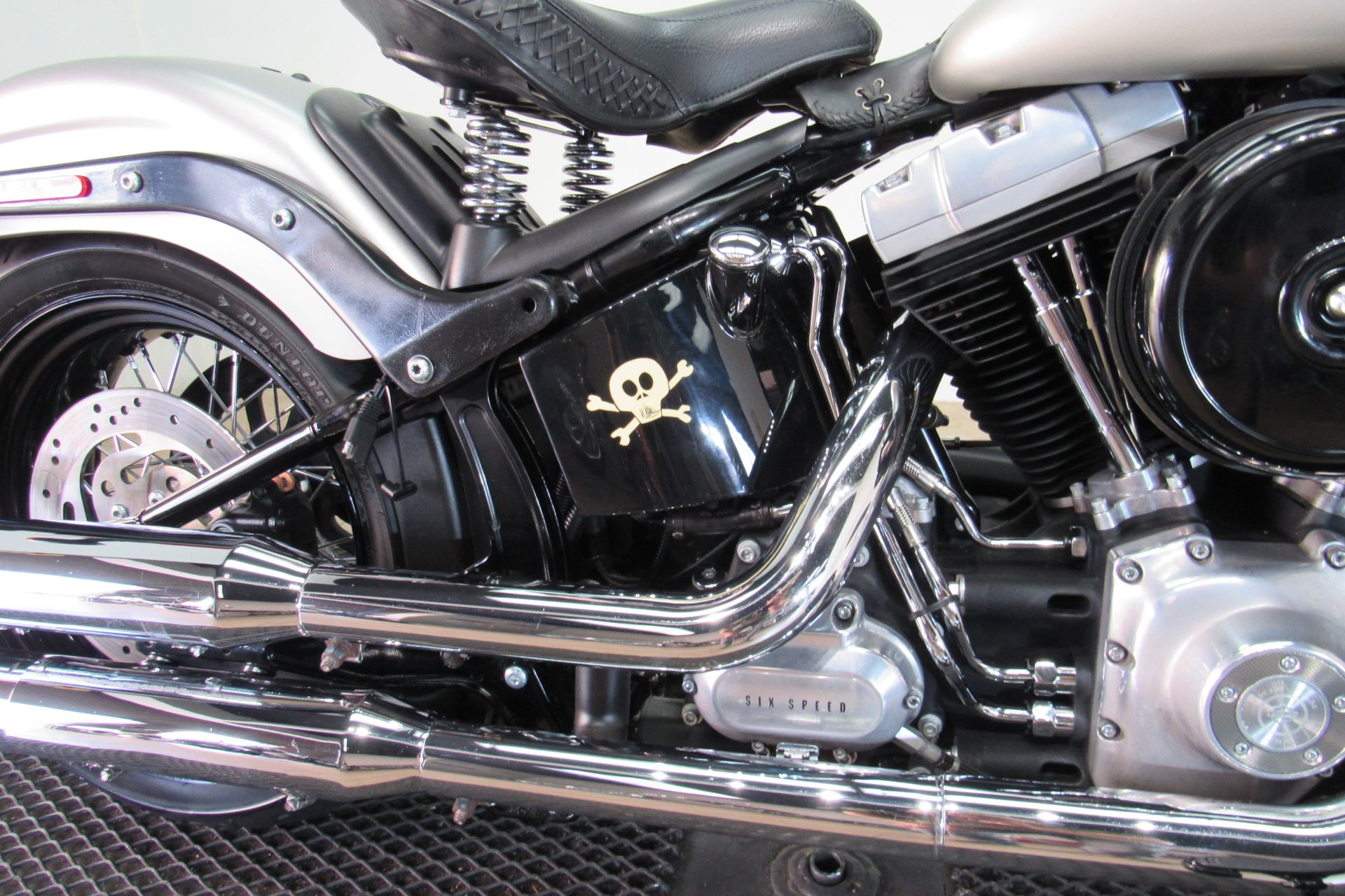 2009 Harley-Davidson Softail® Cross Bones™ in Temecula, California - Photo 13