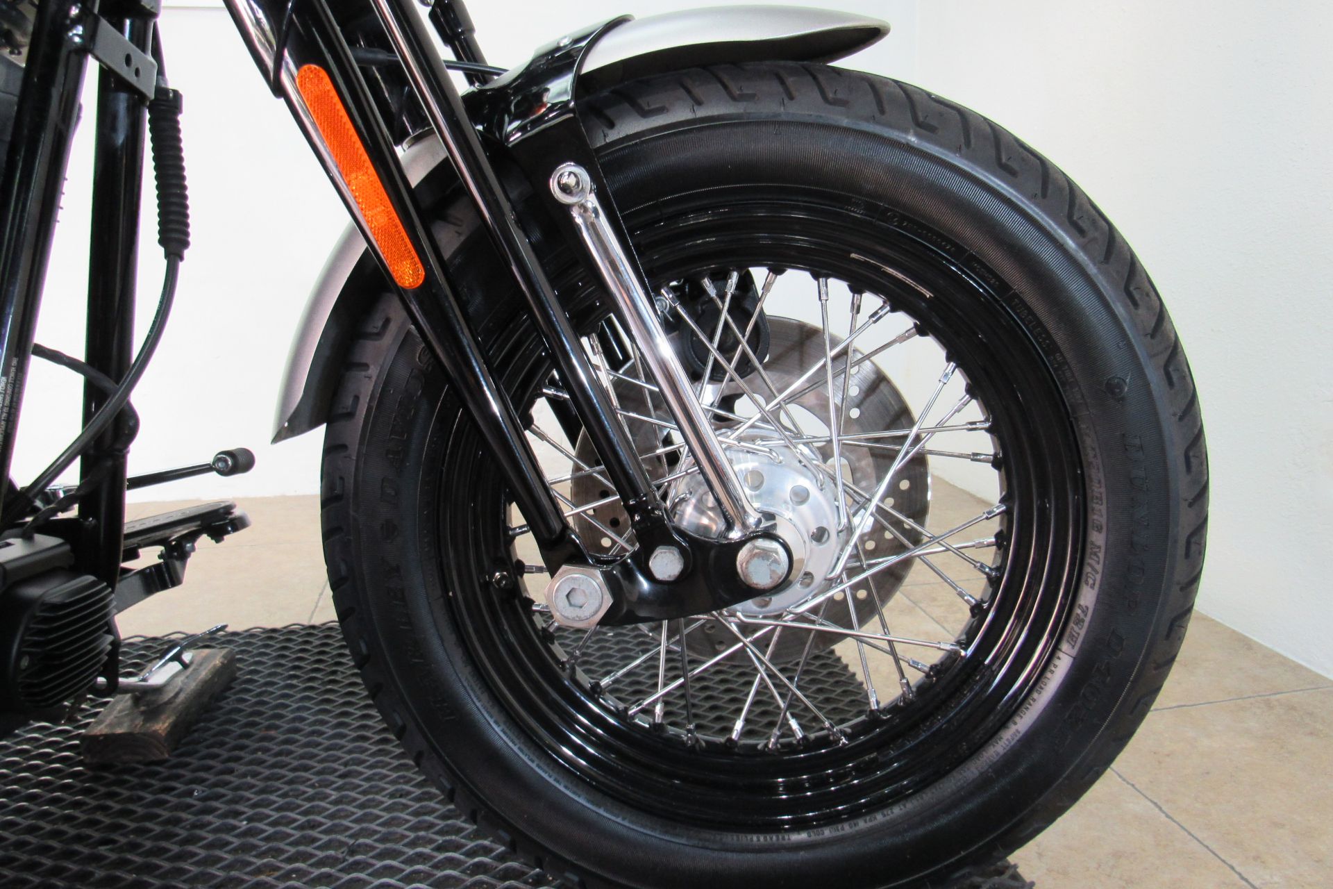 2009 Harley-Davidson Softail® Cross Bones™ in Temecula, California - Photo 17