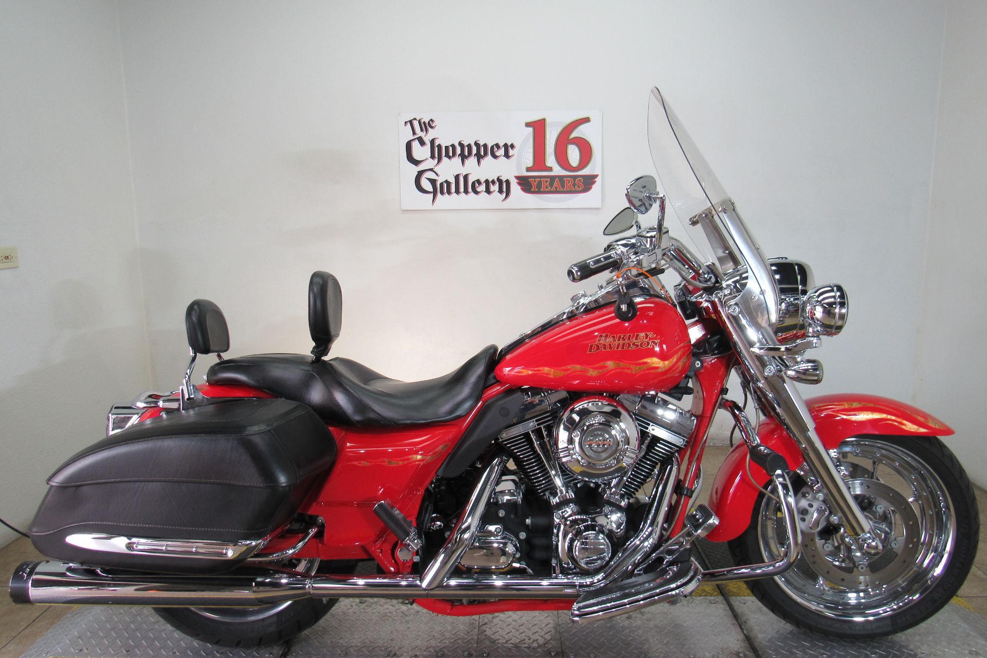 2007 Harley-Davidson CVO™ Screamin' Eagle® Road King® in Temecula, California - Photo 1
