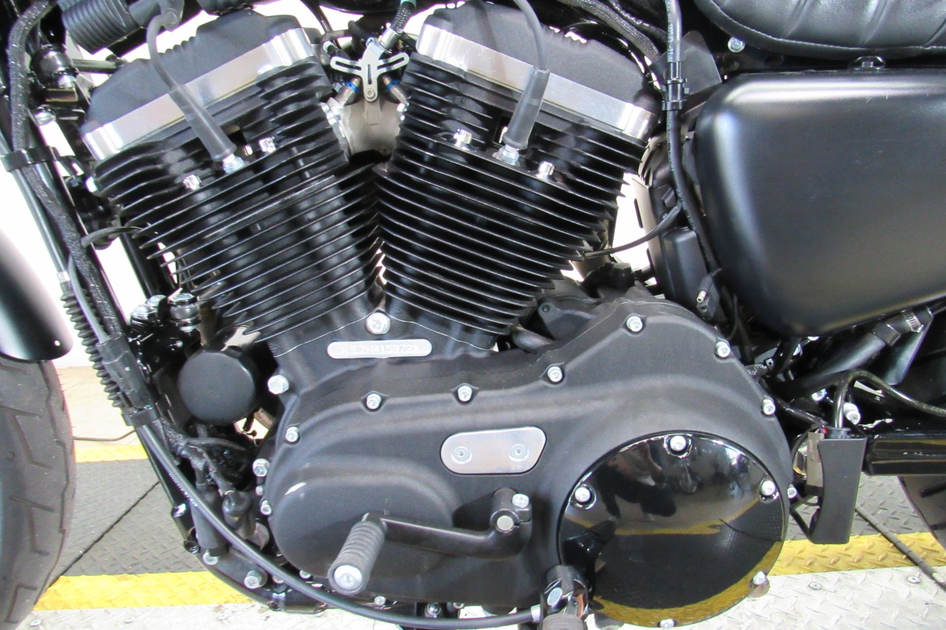 2022 Harley-Davidson Iron 883™ in Temecula, California - Photo 16