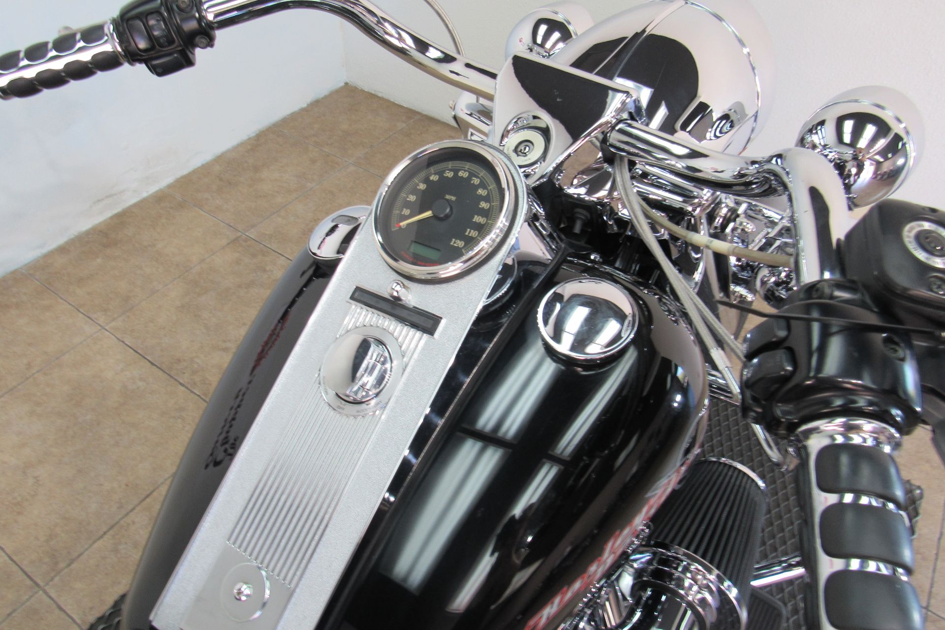 2007 Harley-Davidson Road King® in Temecula, California - Photo 28