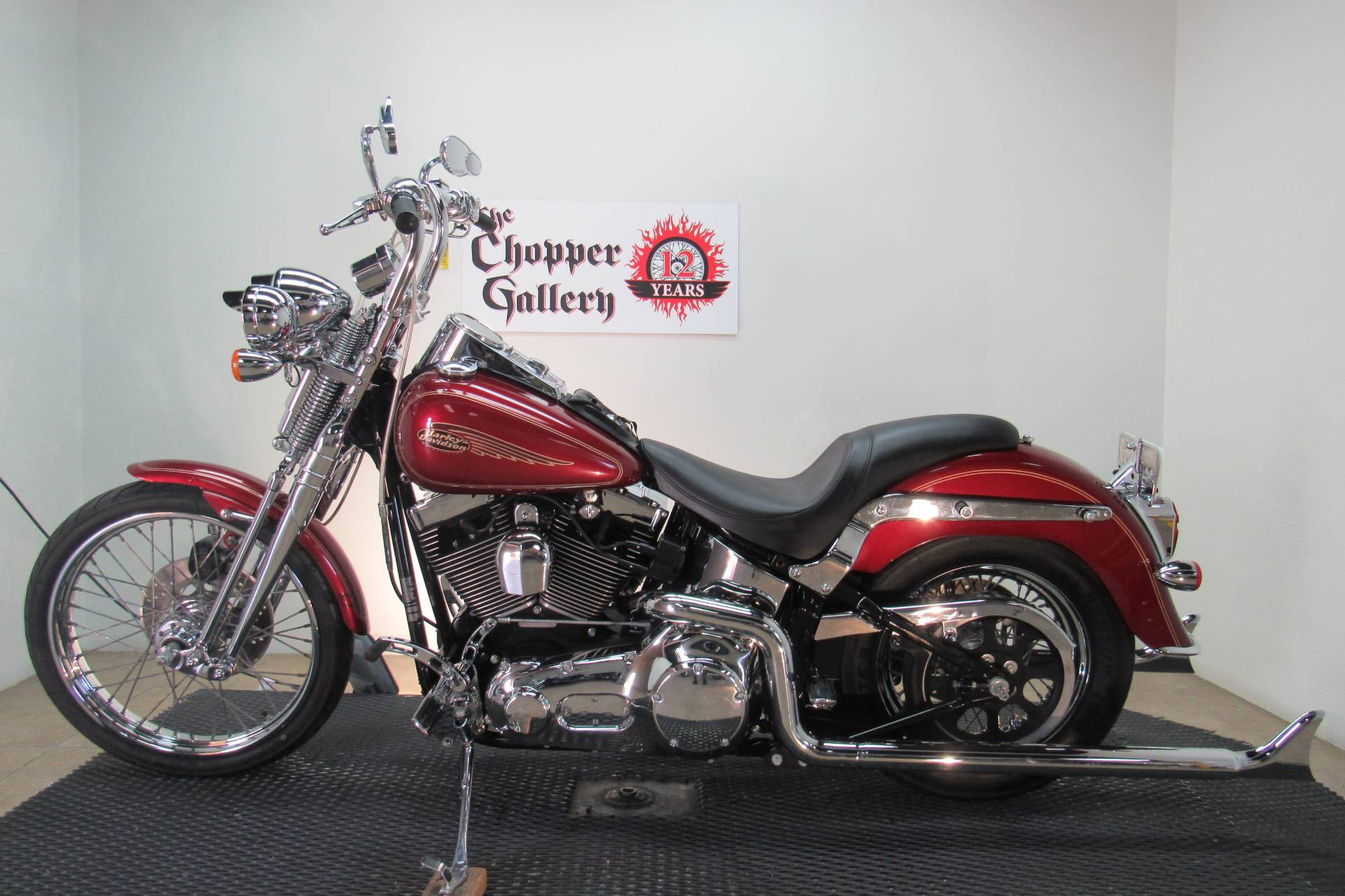 2004 Harley-Davidson FXSTS/FXSTSI Springer® Softail® in Temecula, California - Photo 2
