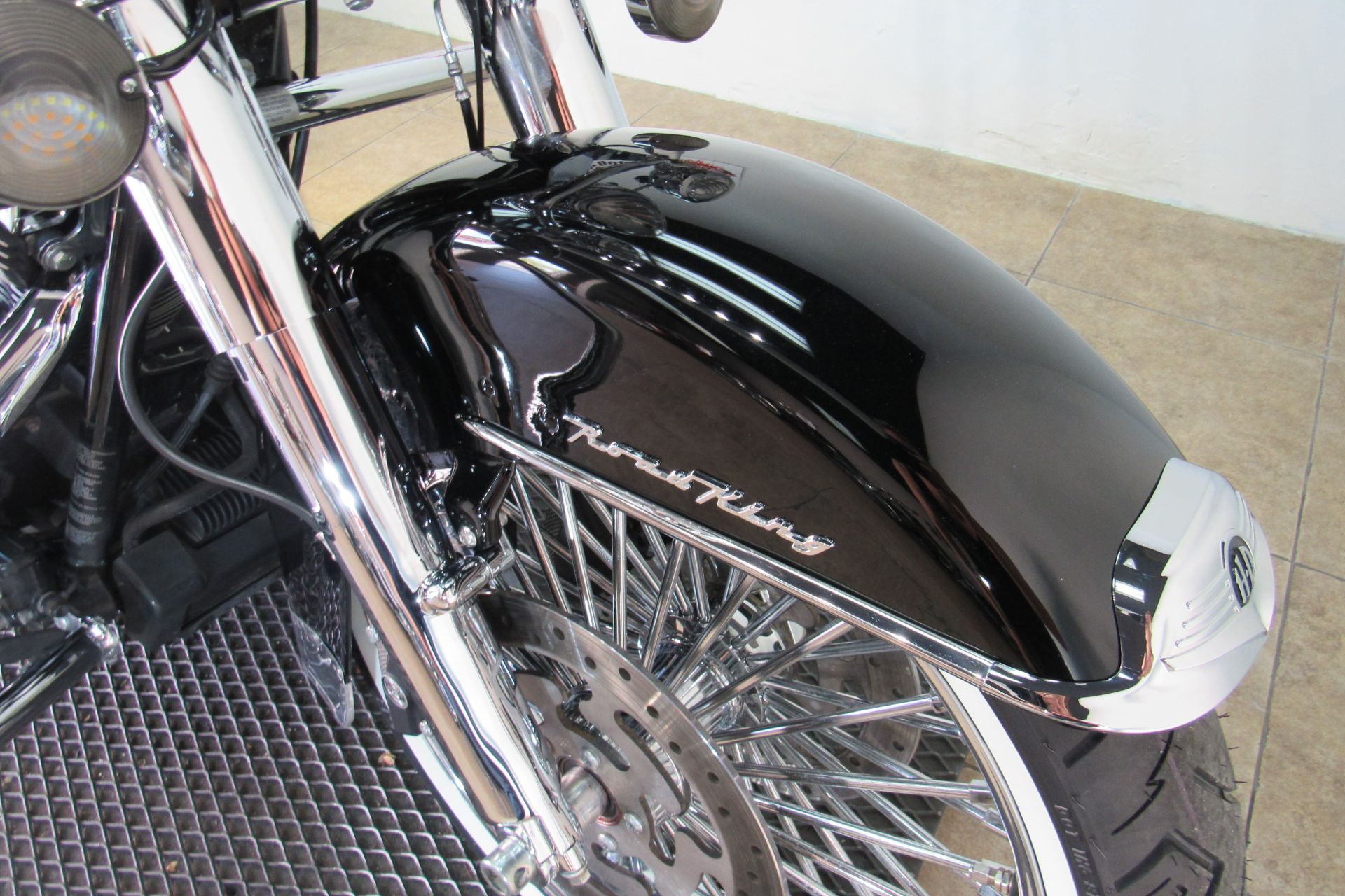2012 Harley-Davidson Road King® Classic in Temecula, California - Photo 19