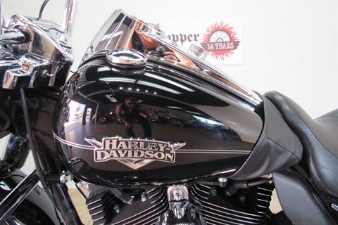 2012 Harley-Davidson Road King® Classic in Temecula, California - Photo 8