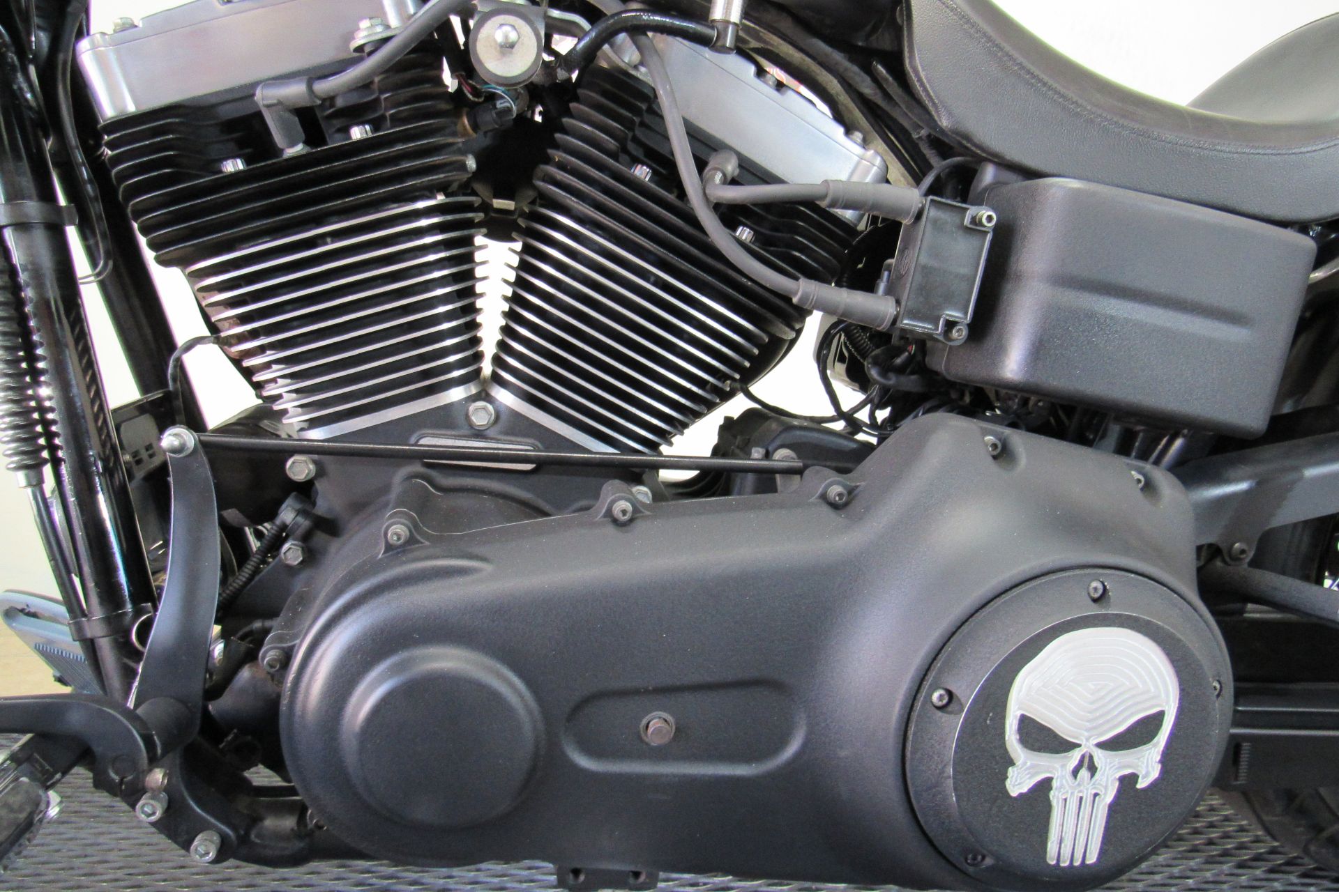 2012 Harley-Davidson Dyna® Street Bob® in Temecula, California - Photo 12