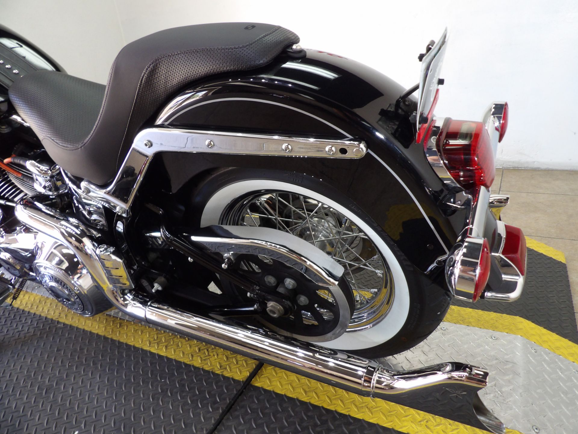 2012 Harley-Davidson Heritage Softail® Classic in Temecula, California - Photo 32