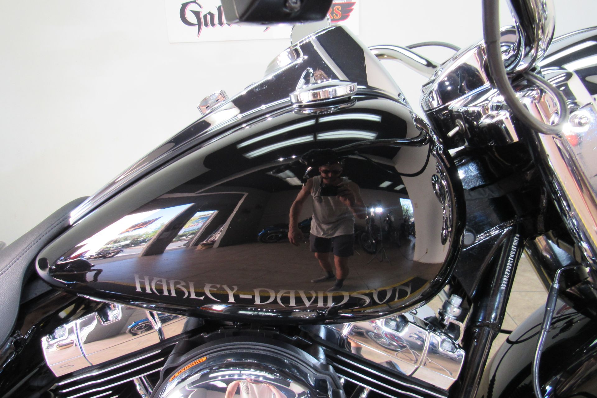 2016 Harley-Davidson Road King® in Temecula, California - Photo 14