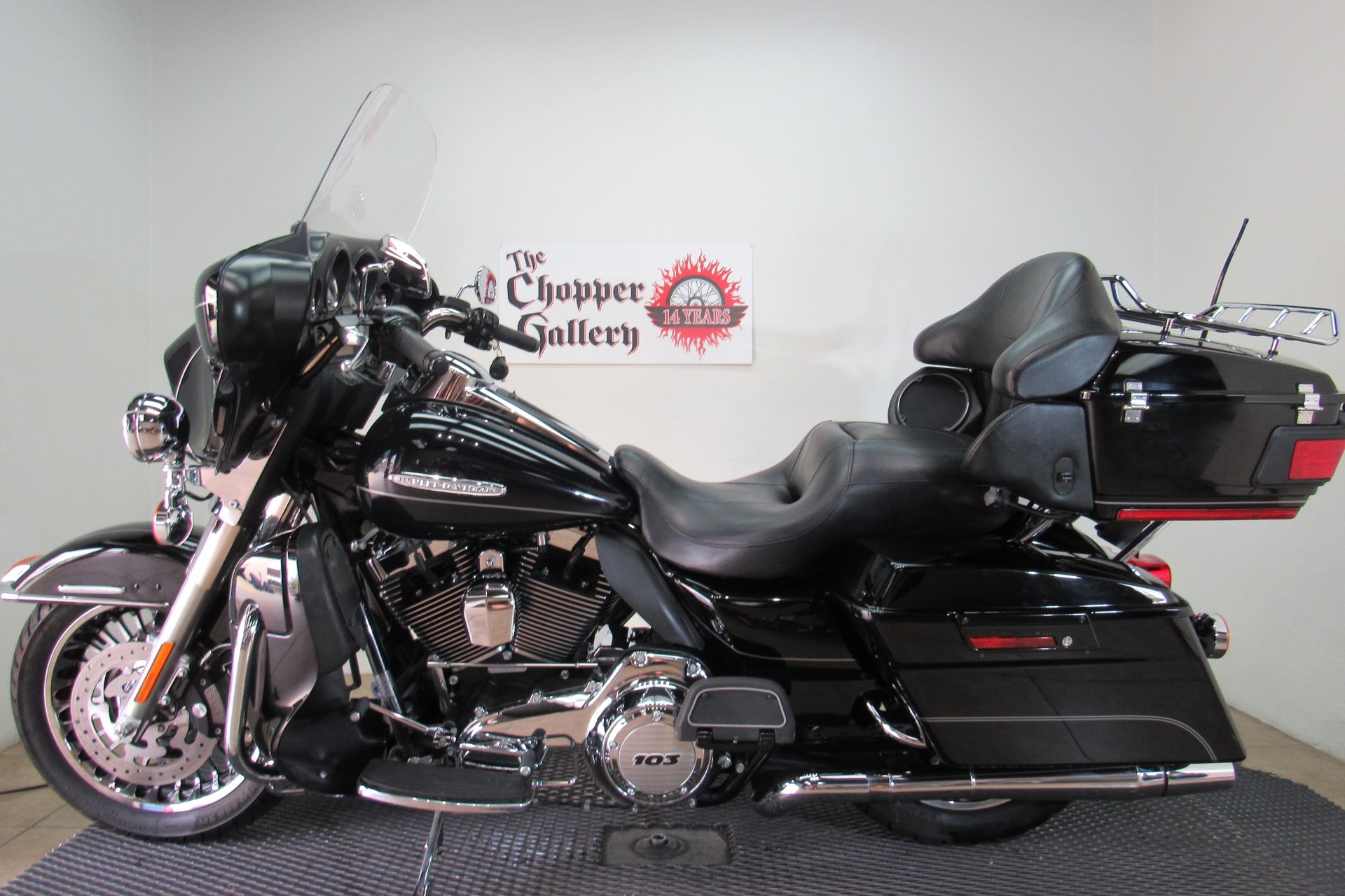 2012 Harley-Davidson Electra Glide® Ultra Limited in Temecula, California - Photo 2