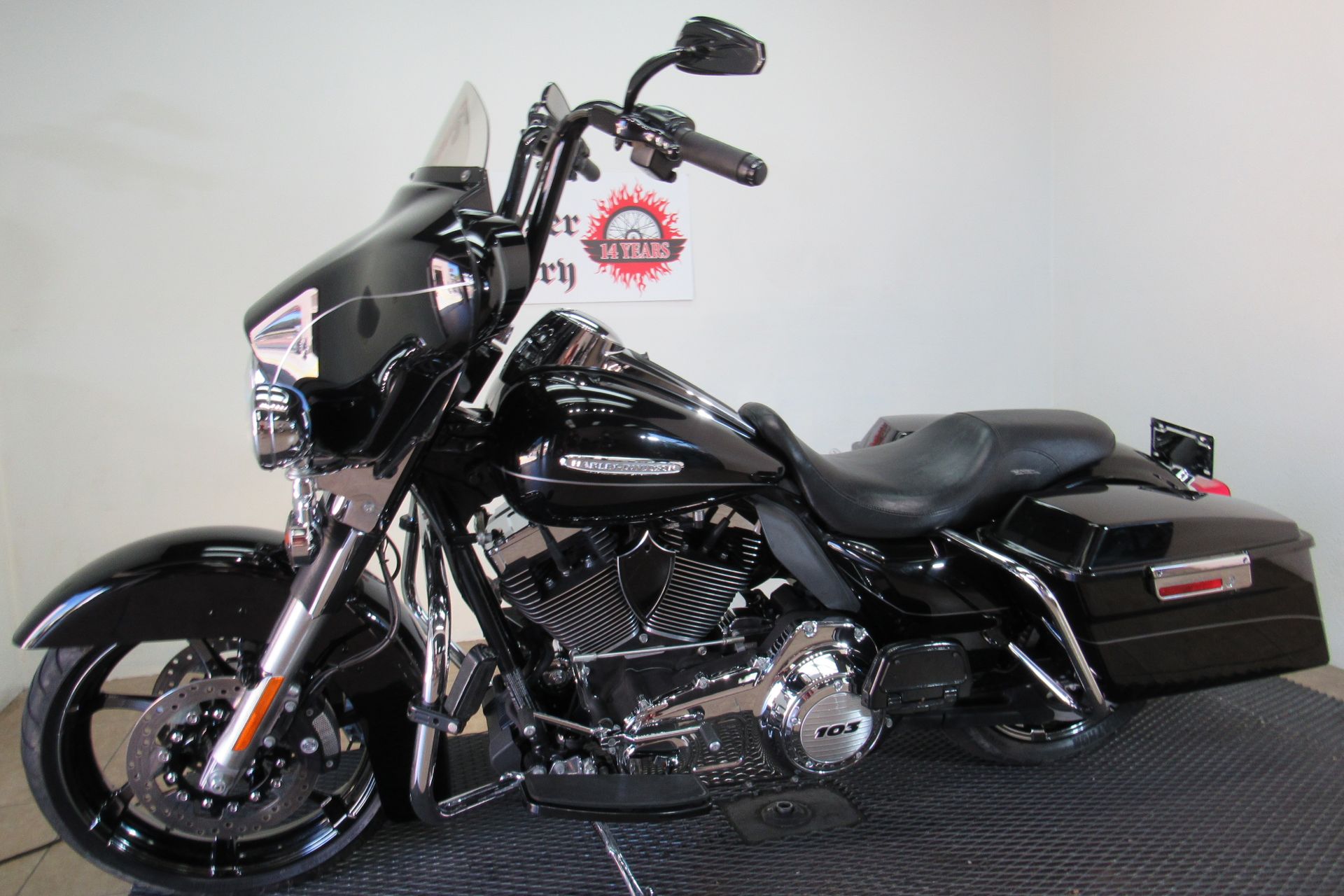 2012 Harley-Davidson Electra Glide® Ultra Limited in Temecula, California - Photo 4