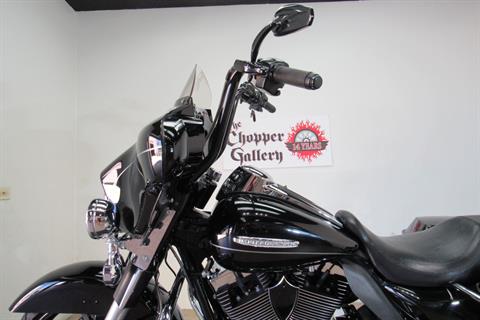 2012 Harley-Davidson Electra Glide® Ultra Limited in Temecula, California - Photo 10