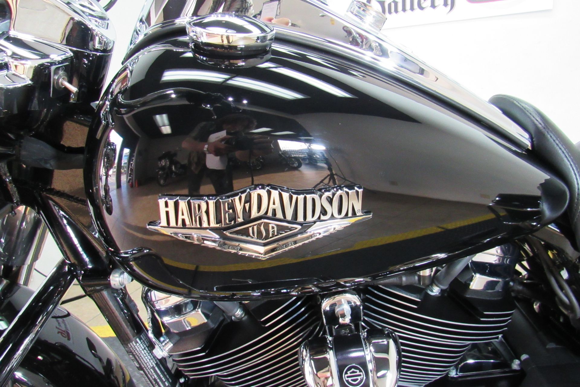 2019 Harley-Davidson Road King® in Temecula, California - Photo 4