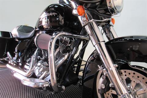 2009 Harley-Davidson Street Glide® in Temecula, California - Photo 16