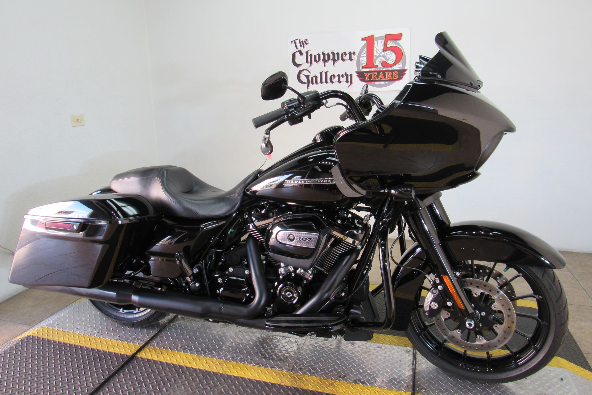 2018 Harley-Davidson Road Glide® Special in Temecula, California - Photo 3