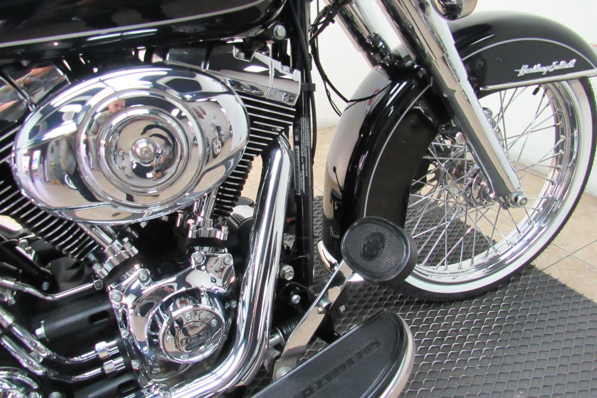 2015 Harley-Davidson Heritage Softail® Classic in Temecula, California - Photo 13