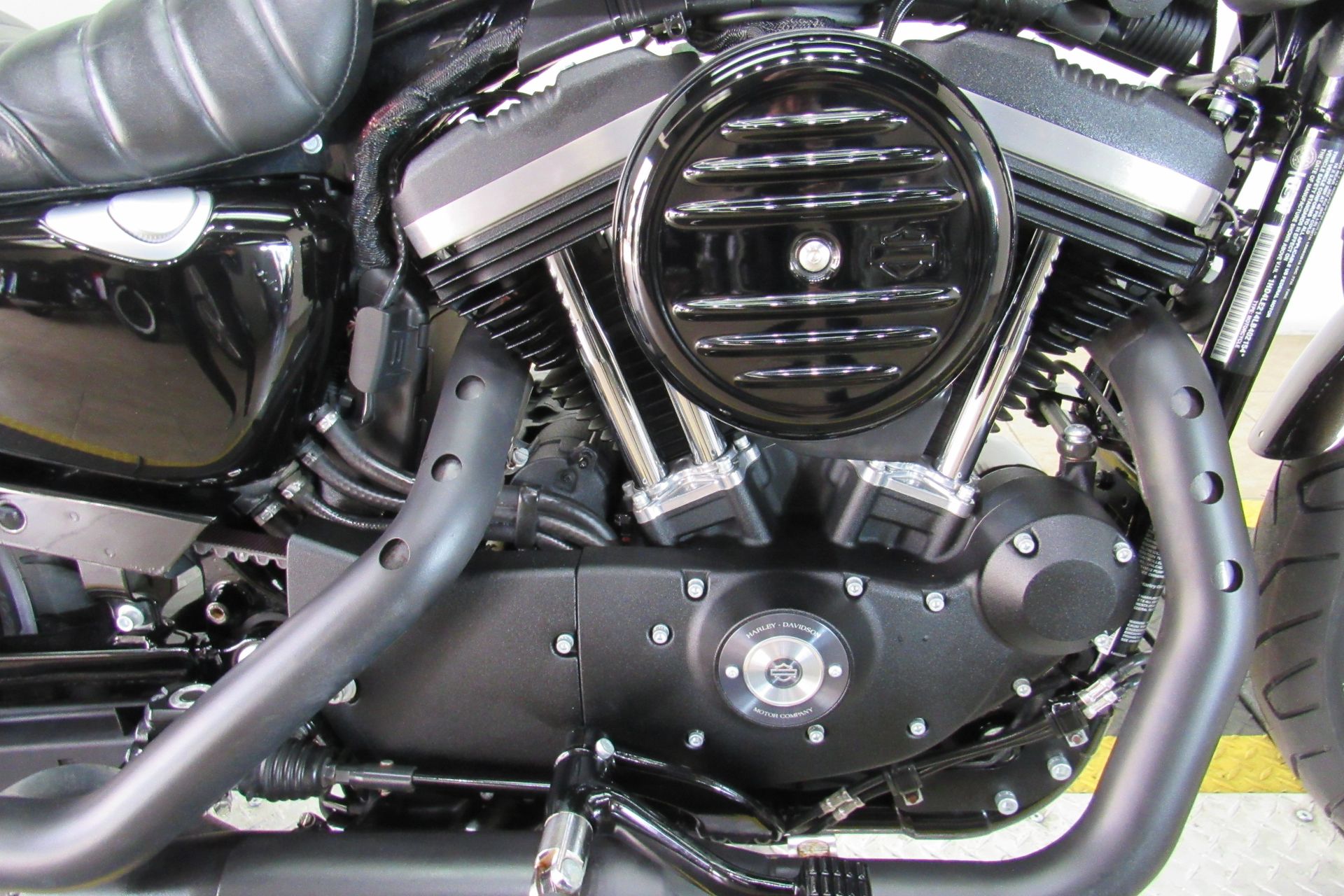 2020 Harley-Davidson Iron 883™ in Temecula, California - Photo 11