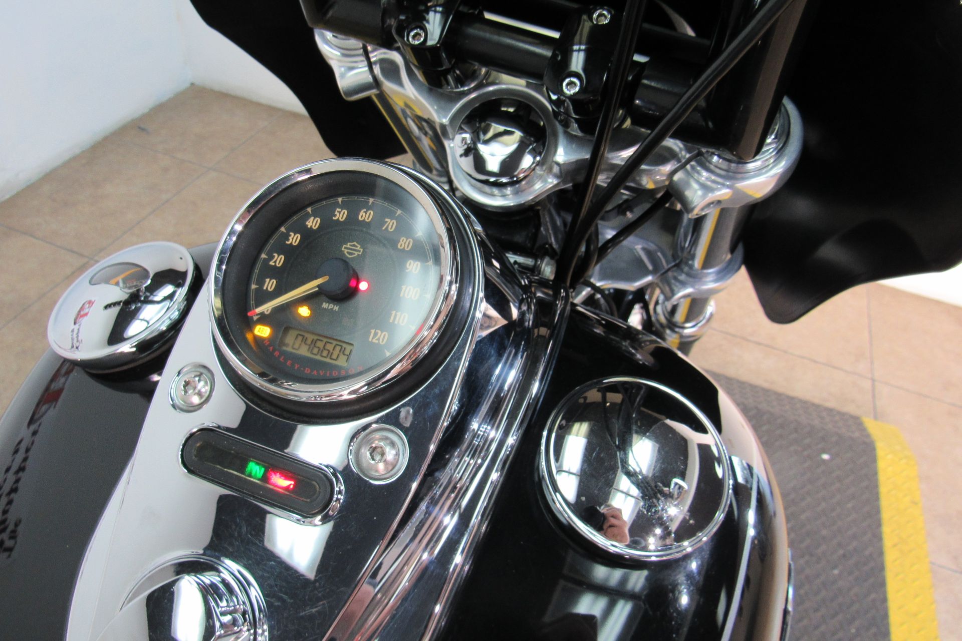 2015 Harley-Davidson Wide Glide® in Temecula, California - Photo 22
