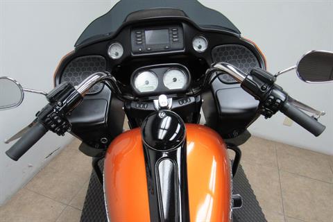 2015 Harley-Davidson Road Glide® in Temecula, California - Photo 14