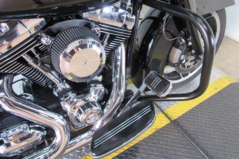 2011 Harley-Davidson Street Glide® in Temecula, California - Photo 15
