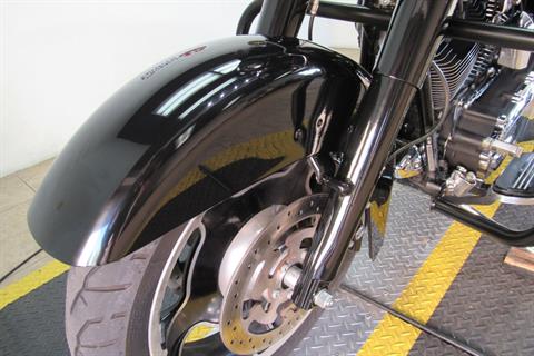 2011 Harley-Davidson Street Glide® in Temecula, California - Photo 20