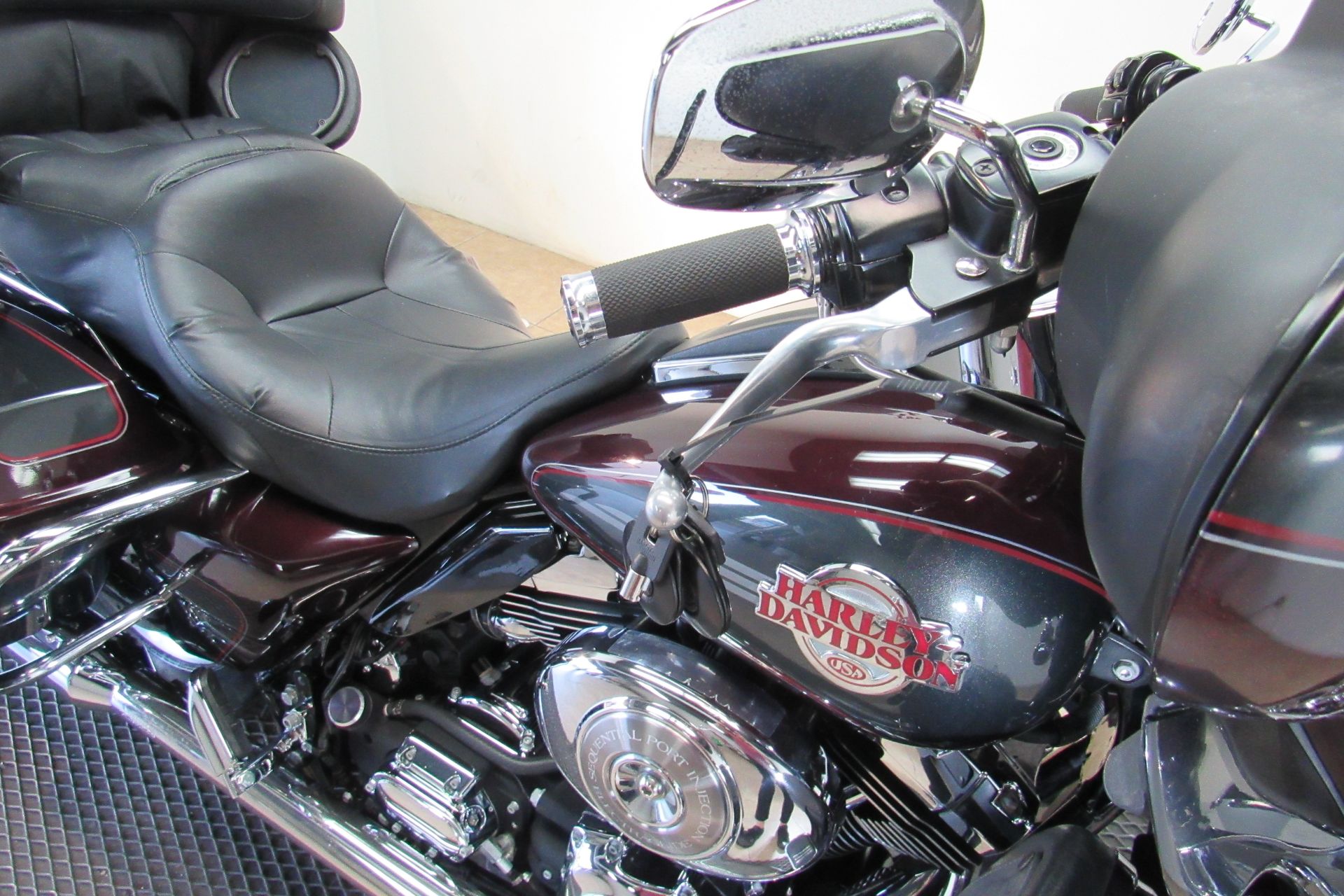 2006 Harley-Davidson Ultra Classic® Electra Glide® in Temecula, California - Photo 18