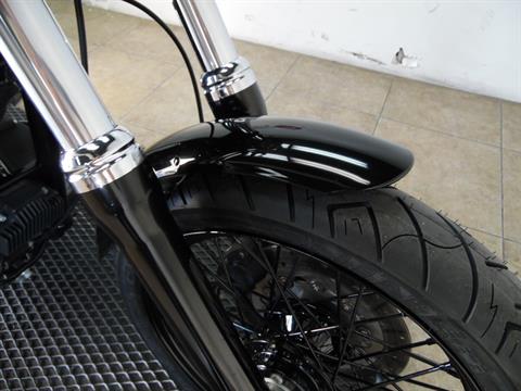 2014 Harley-Davidson Dyna® Street Bob® in Temecula, California - Photo 17