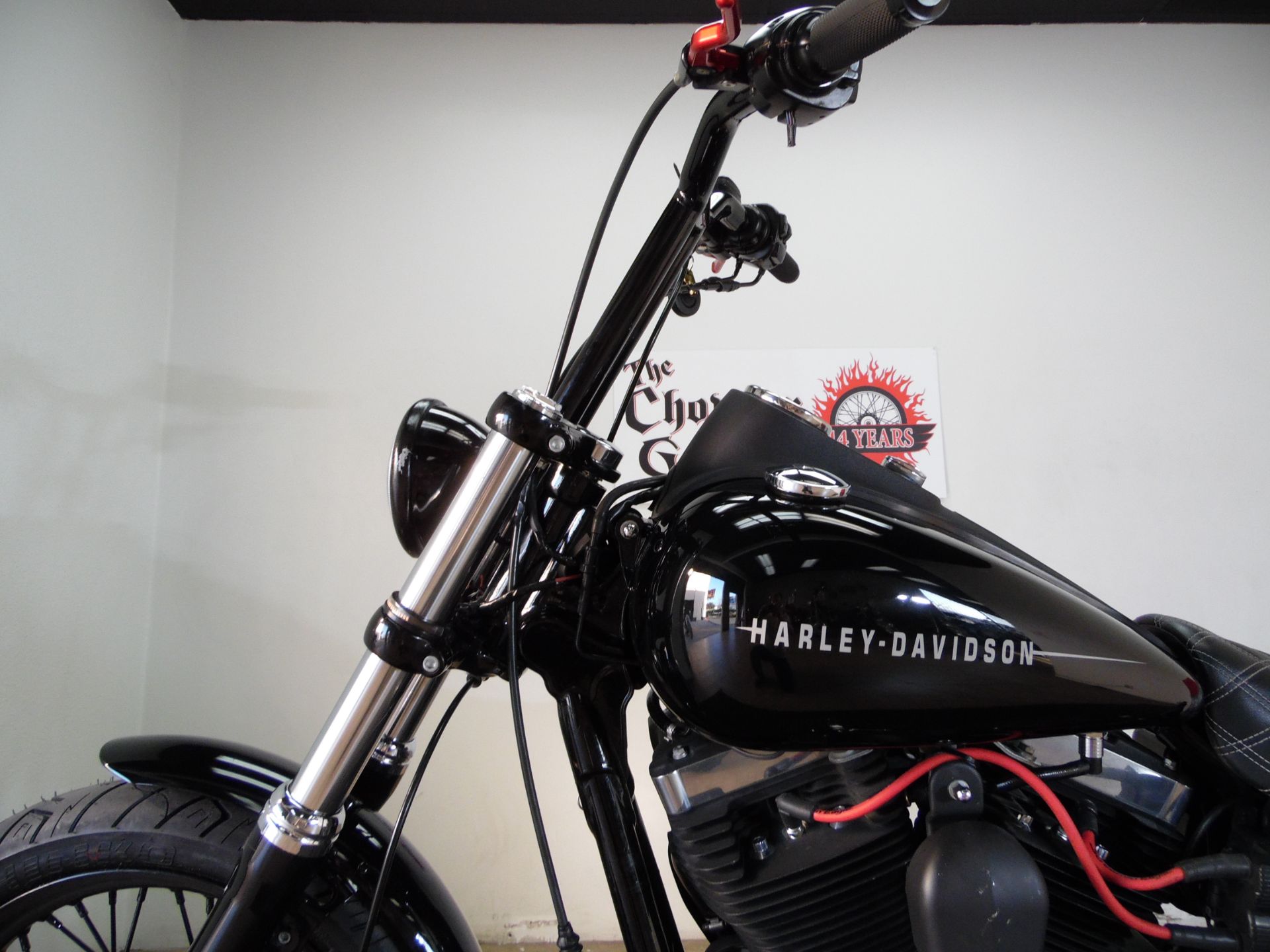 2014 Harley-Davidson Dyna® Street Bob® in Temecula, California - Photo 10