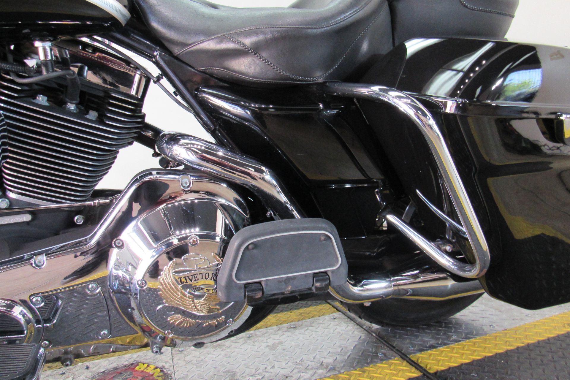 2003 Harley-Davidson FLHRCI Road King® Classic in Temecula, California - Photo 14