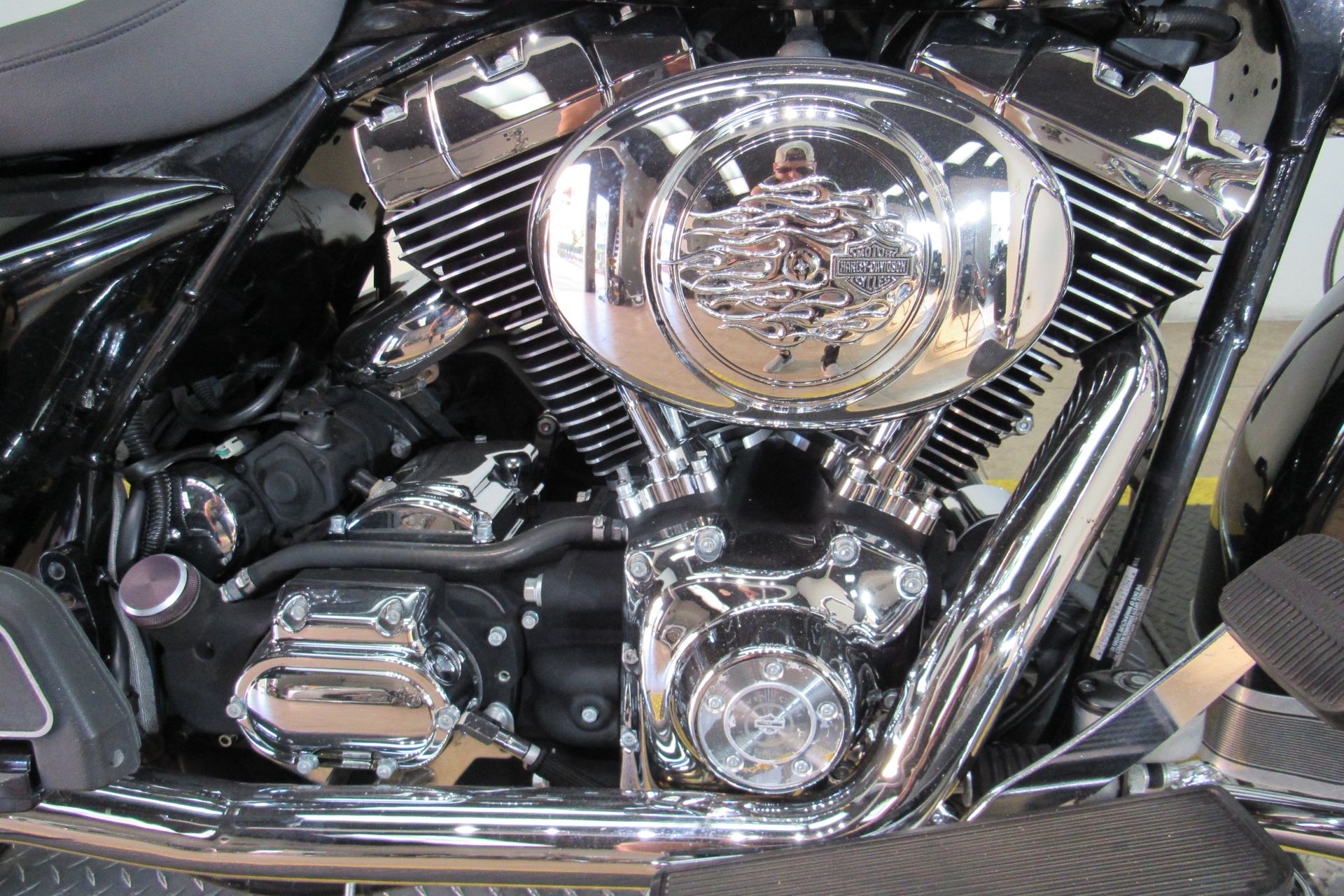2003 Harley-Davidson FLHRCI Road King® Classic in Temecula, California - Photo 11