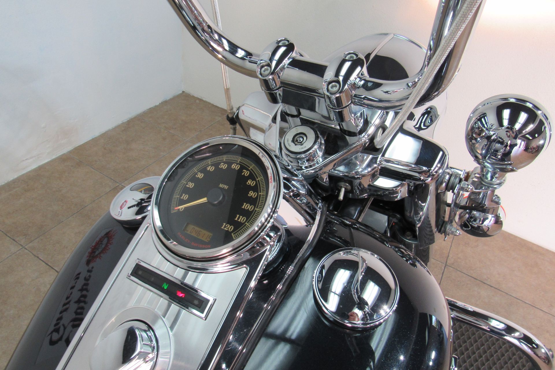 2012 Harley-Davidson Road King® Classic in Temecula, California - Photo 22
