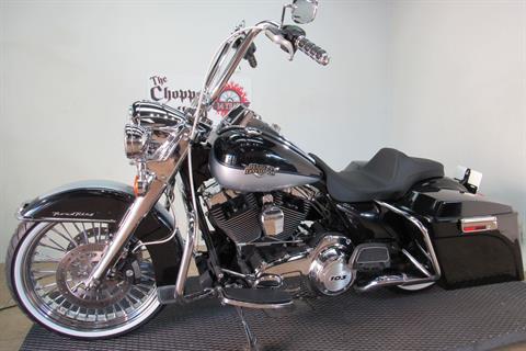 2012 Harley-Davidson Road King® Classic in Temecula, California - Photo 4