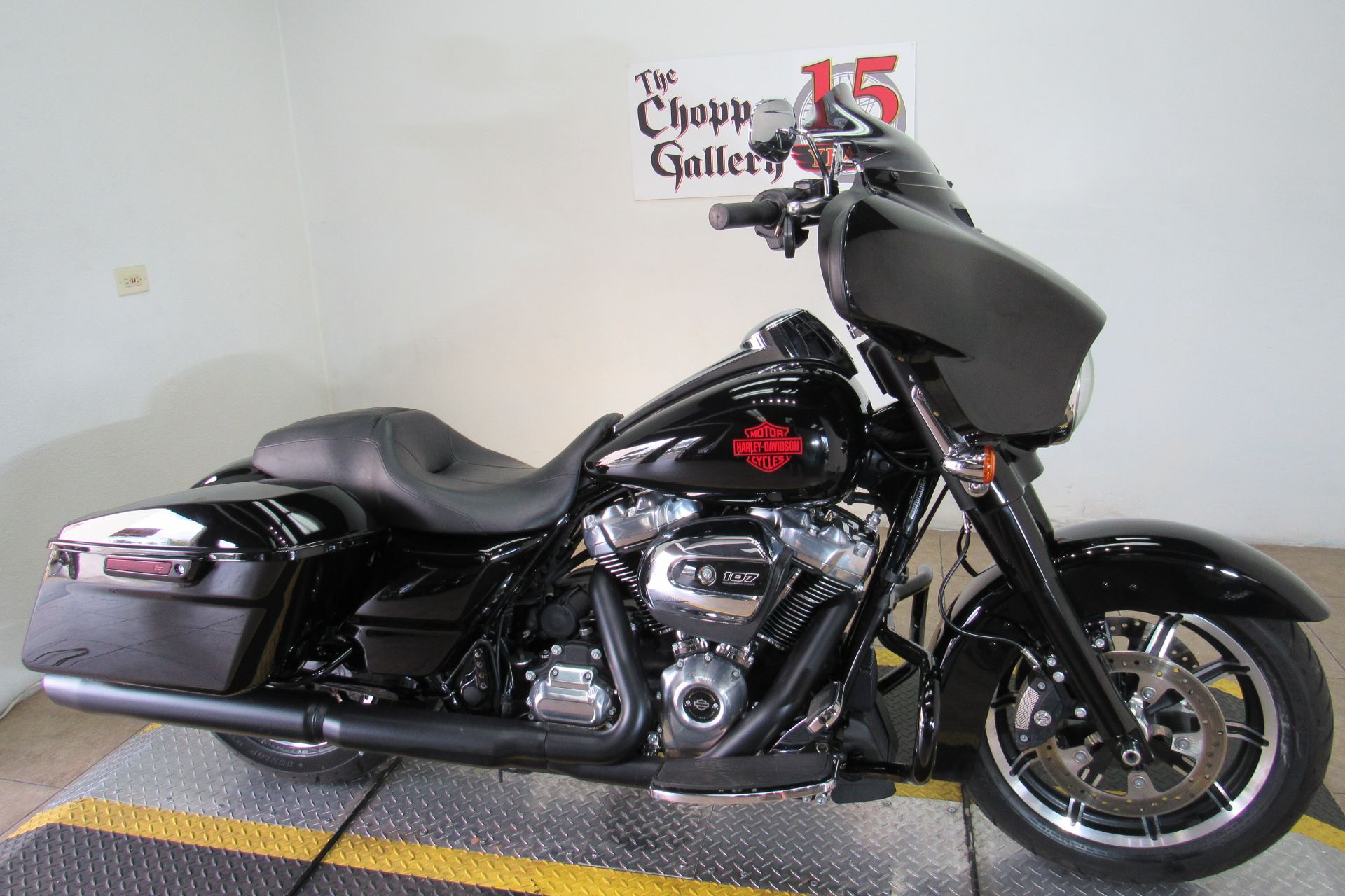 2021 Harley-Davidson Electra Glide® Standard in Temecula, California - Photo 6