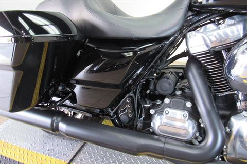 2021 Harley-Davidson Electra Glide® Standard in Temecula, California - Photo 14