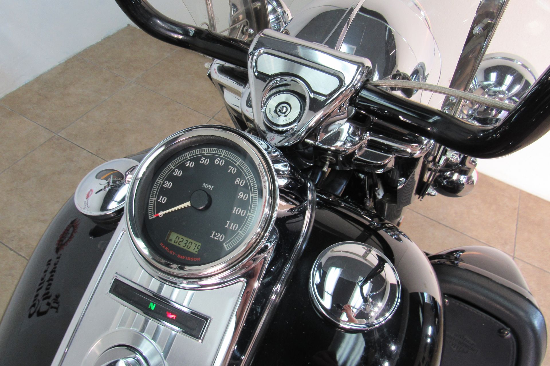 2013 Harley-Davidson Road King® in Temecula, California - Photo 30