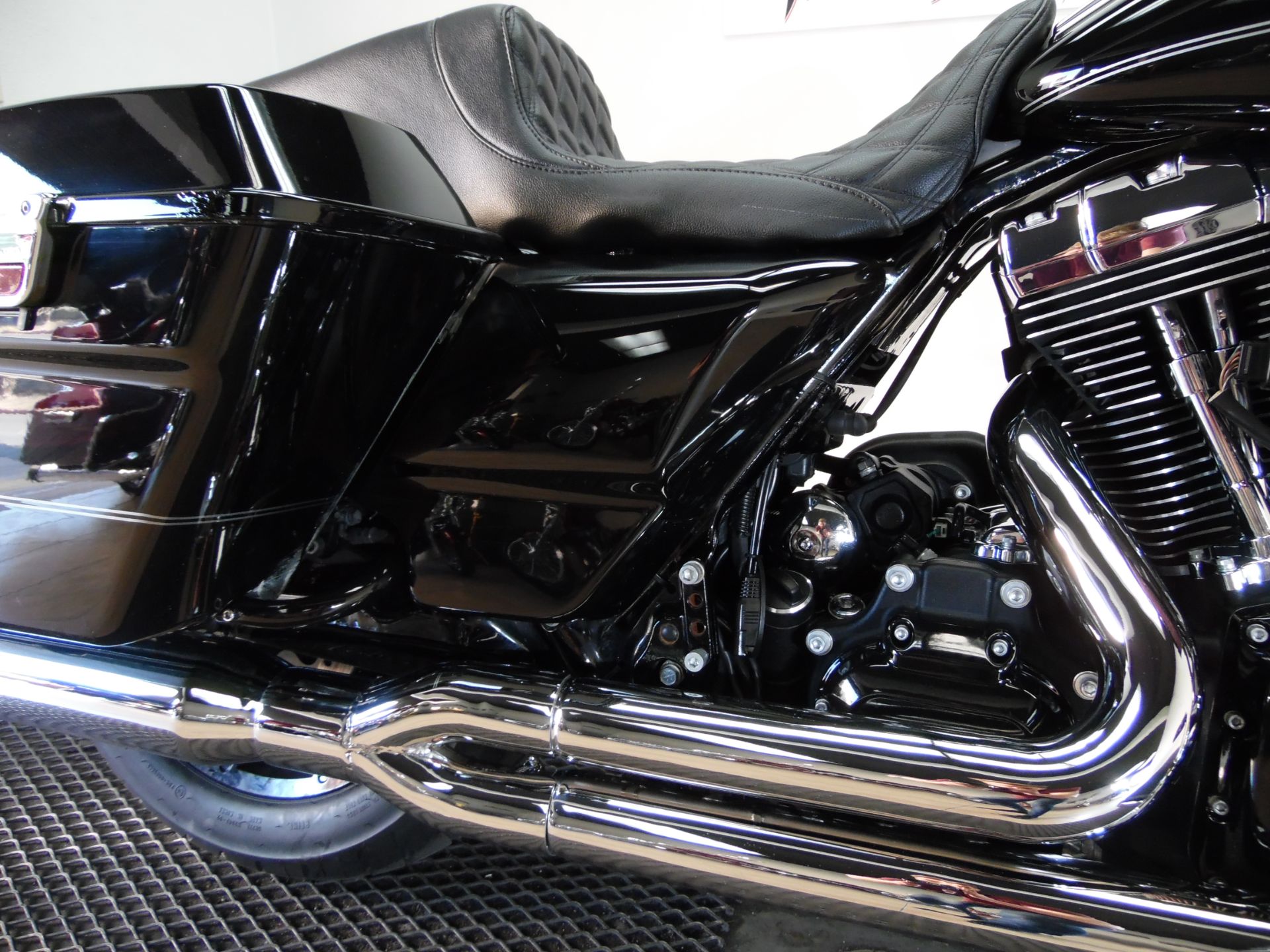 2013 Harley-Davidson Road King® in Temecula, California - Photo 25
