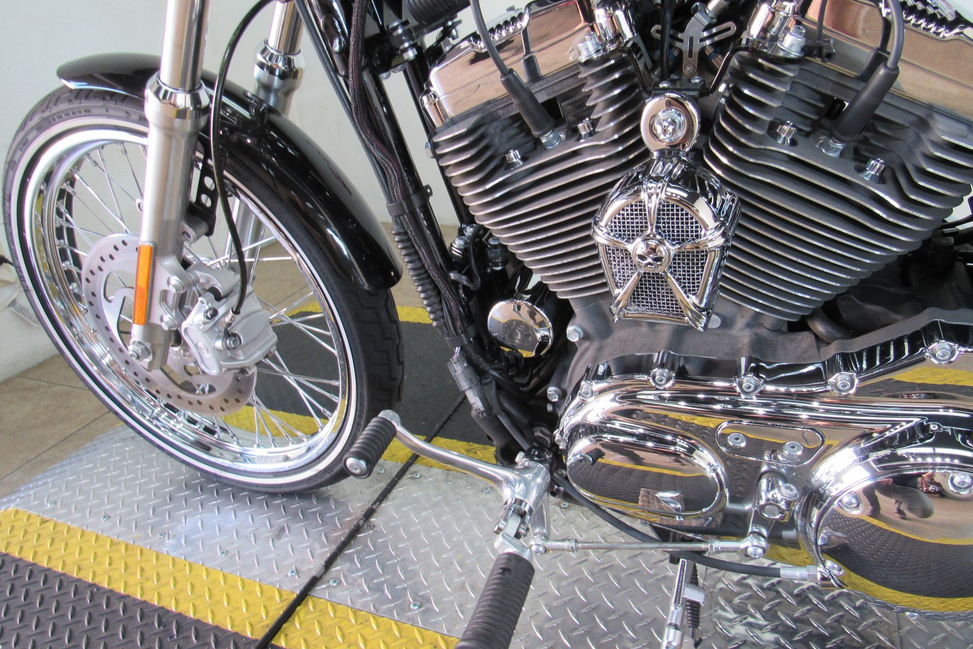 2015 Harley-Davidson Seventy-Two® in Temecula, California - Photo 16