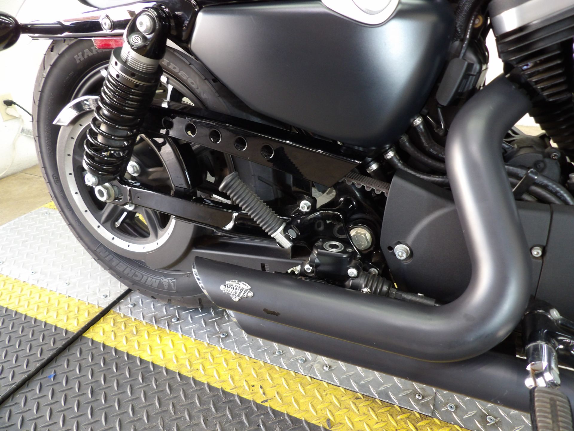 2021 Harley-Davidson Iron 883™ in Temecula, California - Photo 13