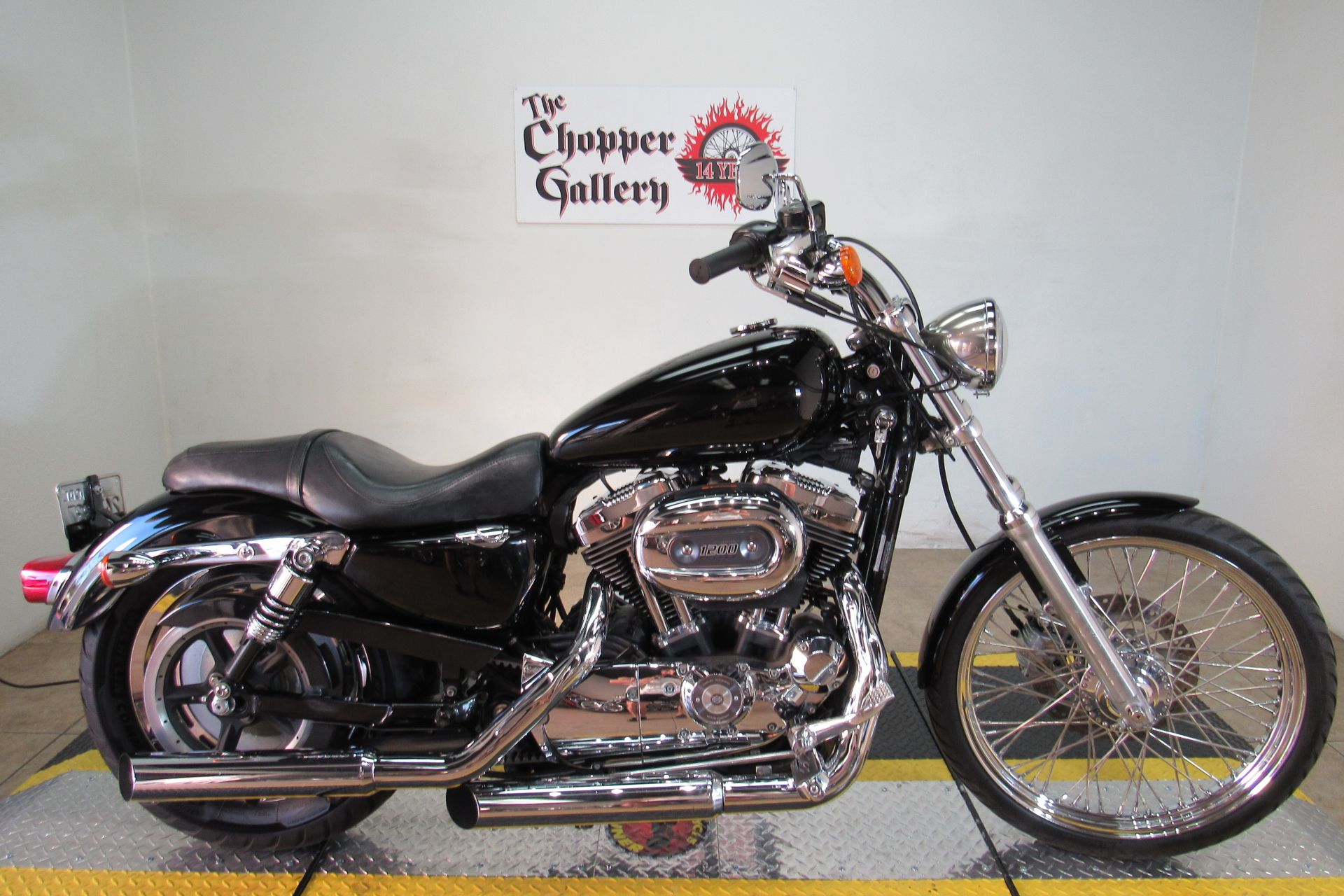 2007 Harley-Davidson Sportster® 1200 Custom in Temecula, California - Photo 6