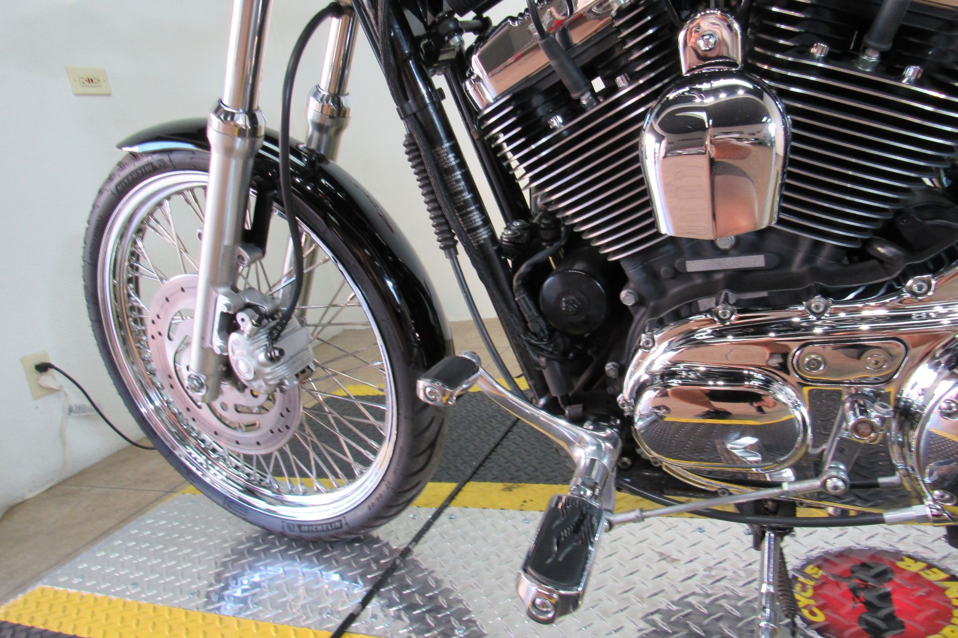 2007 Harley-Davidson Sportster® 1200 Custom in Temecula, California - Photo 19