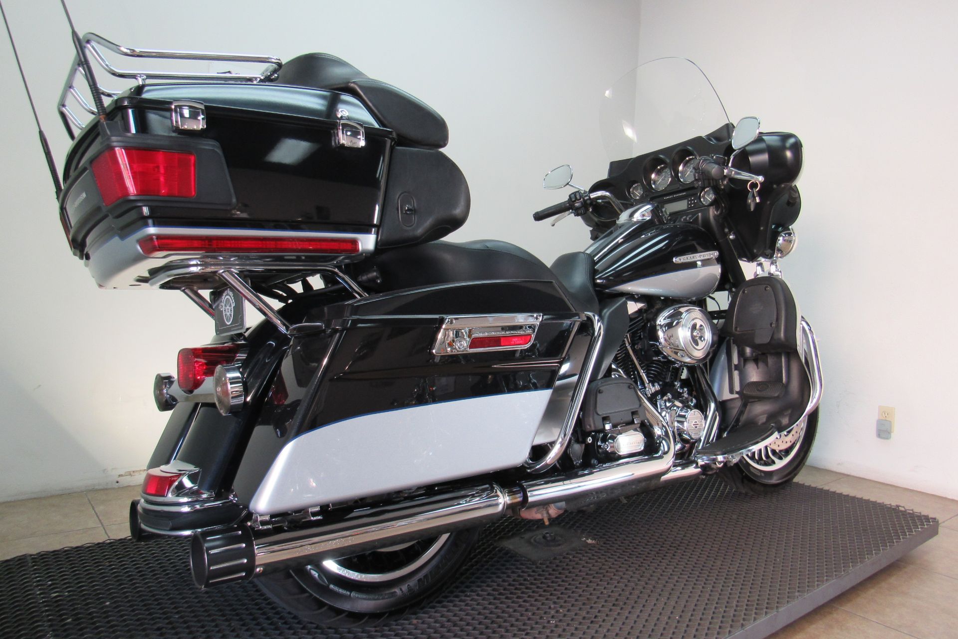 2013 Harley-Davidson Electra Glide® Ultra Limited in Temecula, California - Photo 26