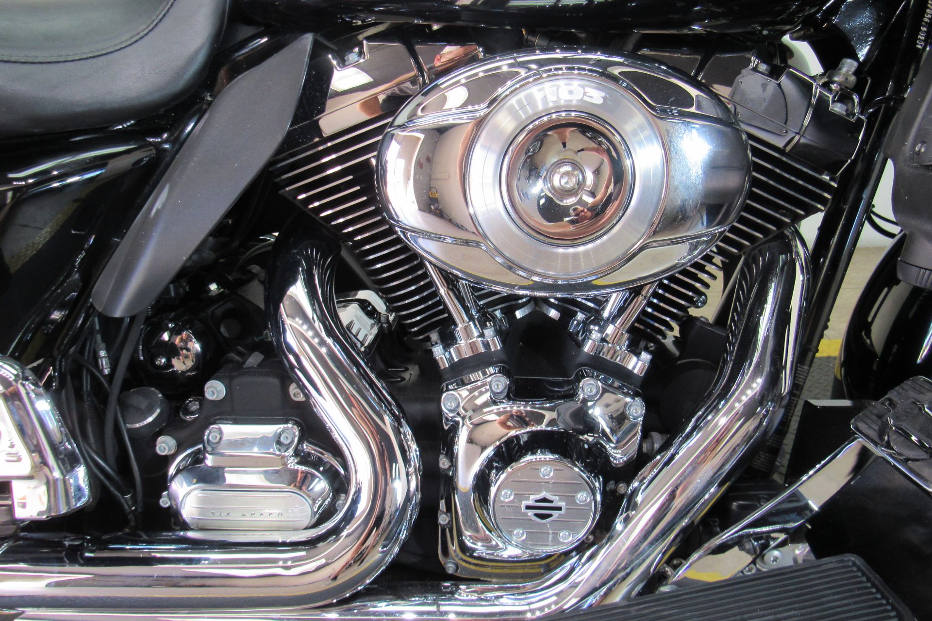 2013 Harley-Davidson Road Glide® Ultra in Temecula, California - Photo 13