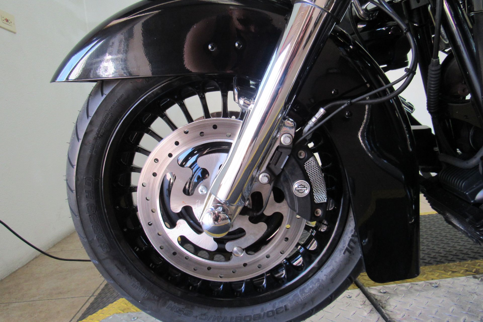 2013 Harley-Davidson Road Glide® Ultra in Temecula, California - Photo 19
