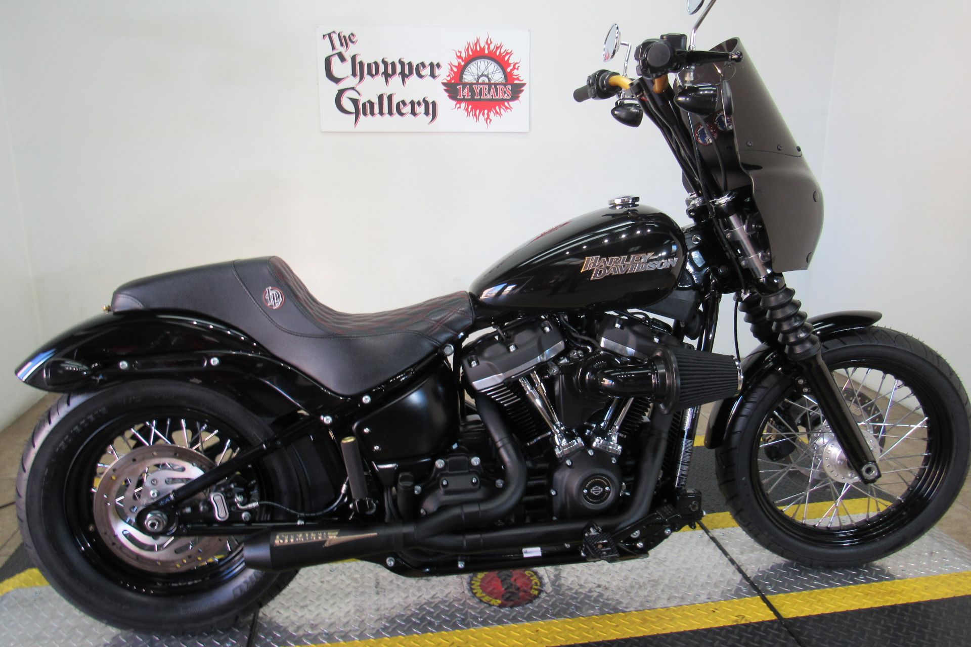 2018 Harley-Davidson Street Bob® 107 in Temecula, California - Photo 5
