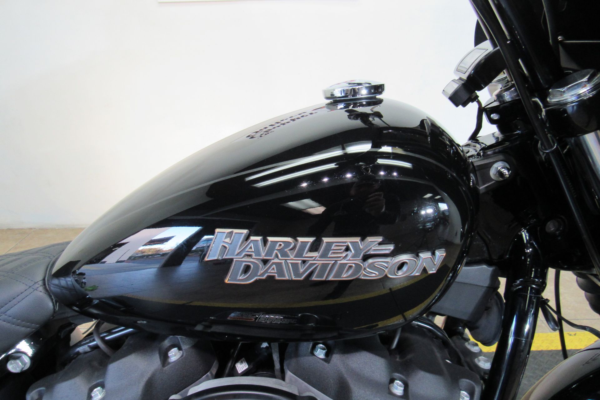 2018 Harley-Davidson Street Bob® 107 in Temecula, California - Photo 11