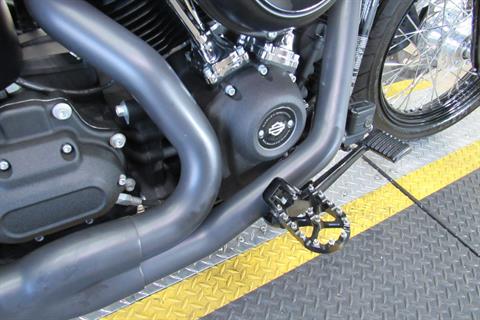 2018 Harley-Davidson Street Bob® 107 in Temecula, California - Photo 18