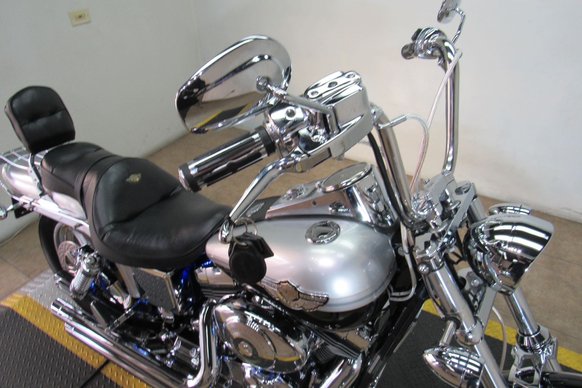 2003 Harley-Davidson FXDWG Dyna Wide Glide® in Temecula, California - Photo 23