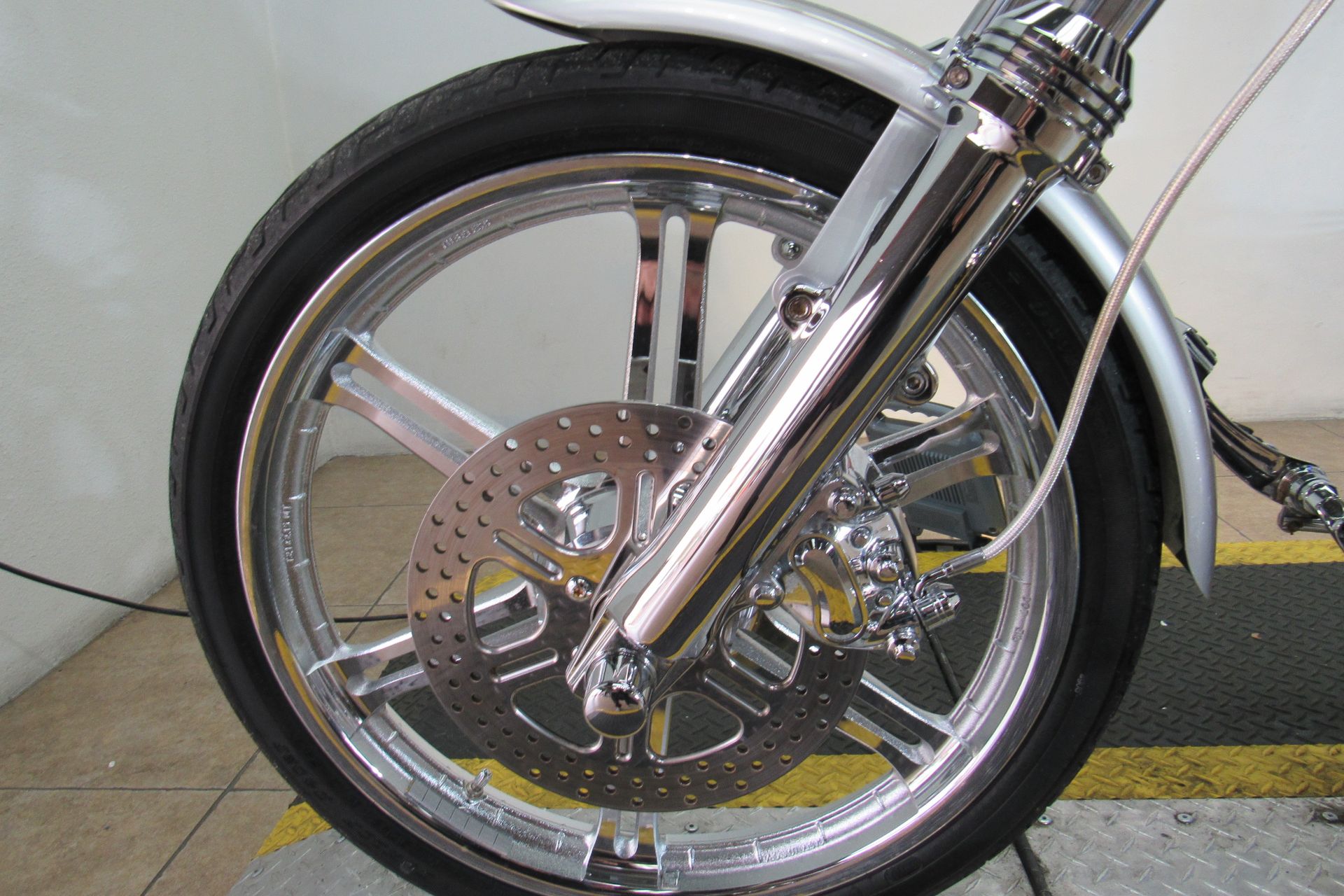 2003 Harley-Davidson FXDWG Dyna Wide Glide® in Temecula, California - Photo 20